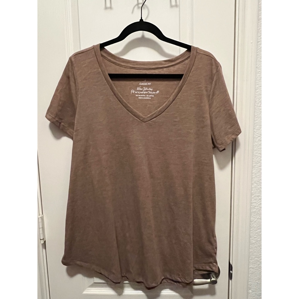 Classic Fit V-Neck